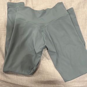 Oner active timeless leggings. Mineral Green. Large